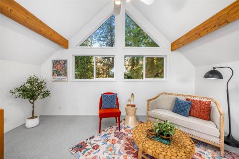 16273 Reitan Road NE Bainbridge Island WA 98110