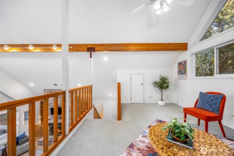16273 Reitan Road NE Bainbridge Island WA 98110