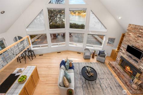 16273 Reitan Road NE Bainbridge Island WA 98110