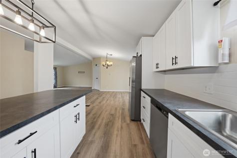 704 87th Avenue NE Lake Stevens WA 98258
