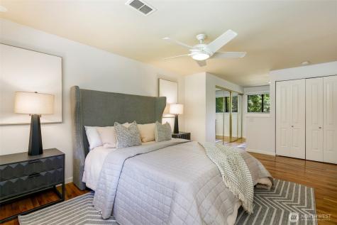 4434 137th Avenue NE Bellevue WA 98005