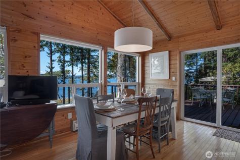 108 Herron Lane NW Lakebay WA 98349