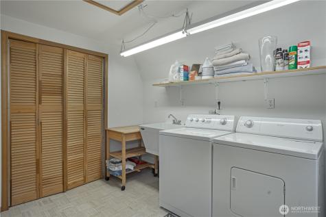 108 Herron Lane NW Lakebay WA 98349