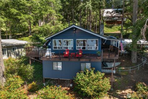 108 Herron Lane NW Lakebay WA 98349