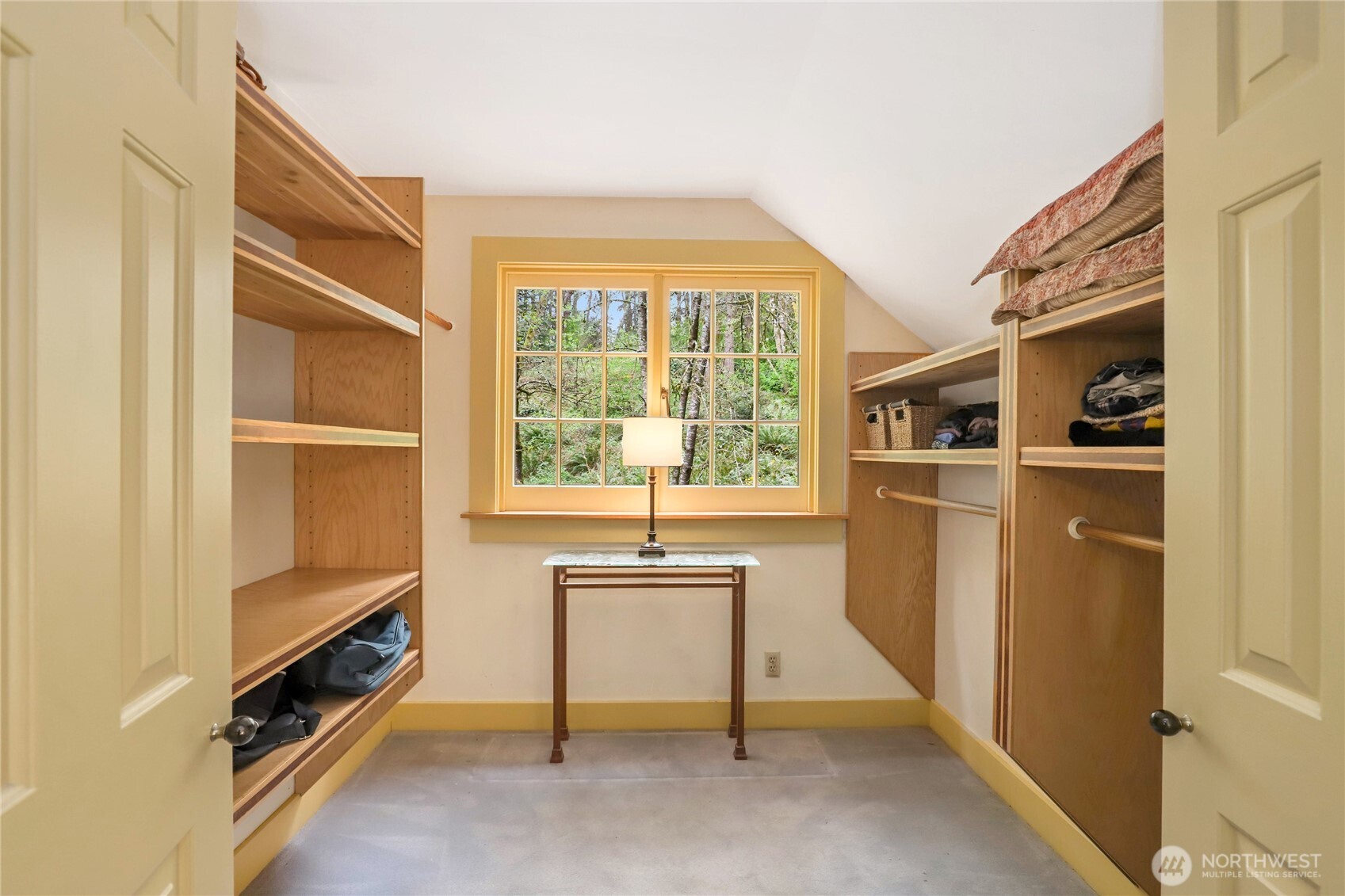 7400 Island Center Road NE Bainbridge Island WA 98110