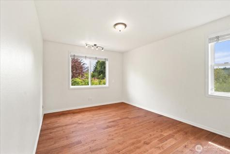 3717 Olympic Boulevard W University Place WA 98466