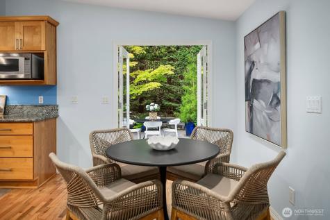 909 110th Avenue SE Bellevue WA 98004