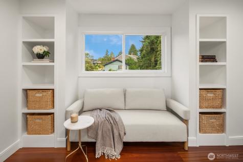 909 110th Avenue SE Bellevue WA 98004