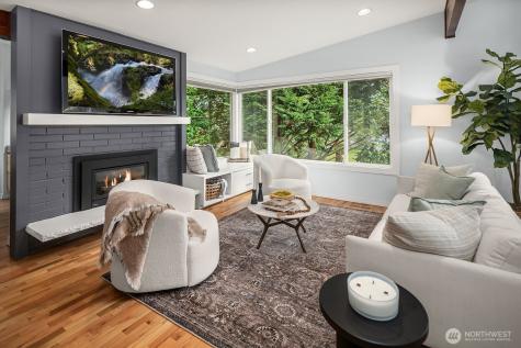 909 110th Avenue SE Bellevue WA 98004