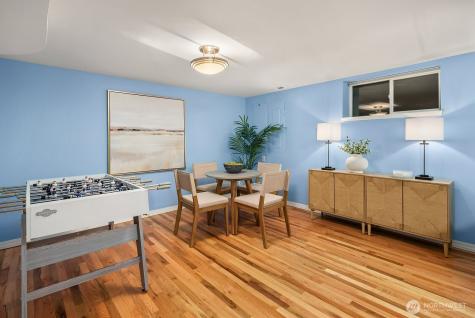 909 110th Avenue SE Bellevue WA 98004