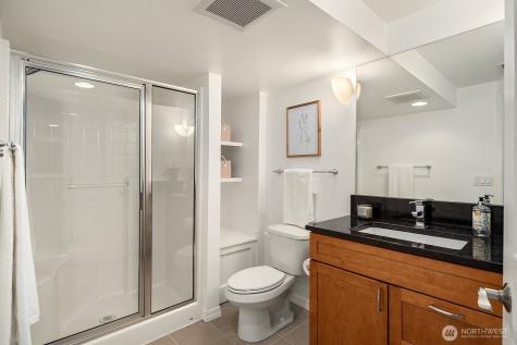 909 110th Avenue SE Bellevue WA 98004