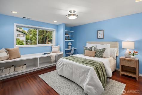 909 110th Avenue SE Bellevue WA 98004