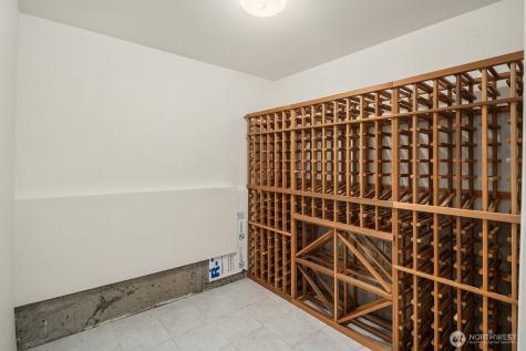 909 110th Avenue SE Bellevue WA 98004