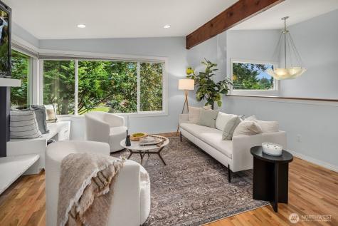 909 110th Avenue SE Bellevue WA 98004