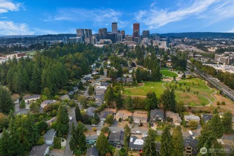 909 110th Avenue SE Bellevue WA 98004