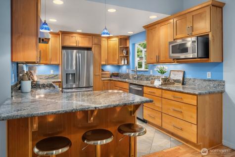 909 110th Avenue SE Bellevue WA 98004