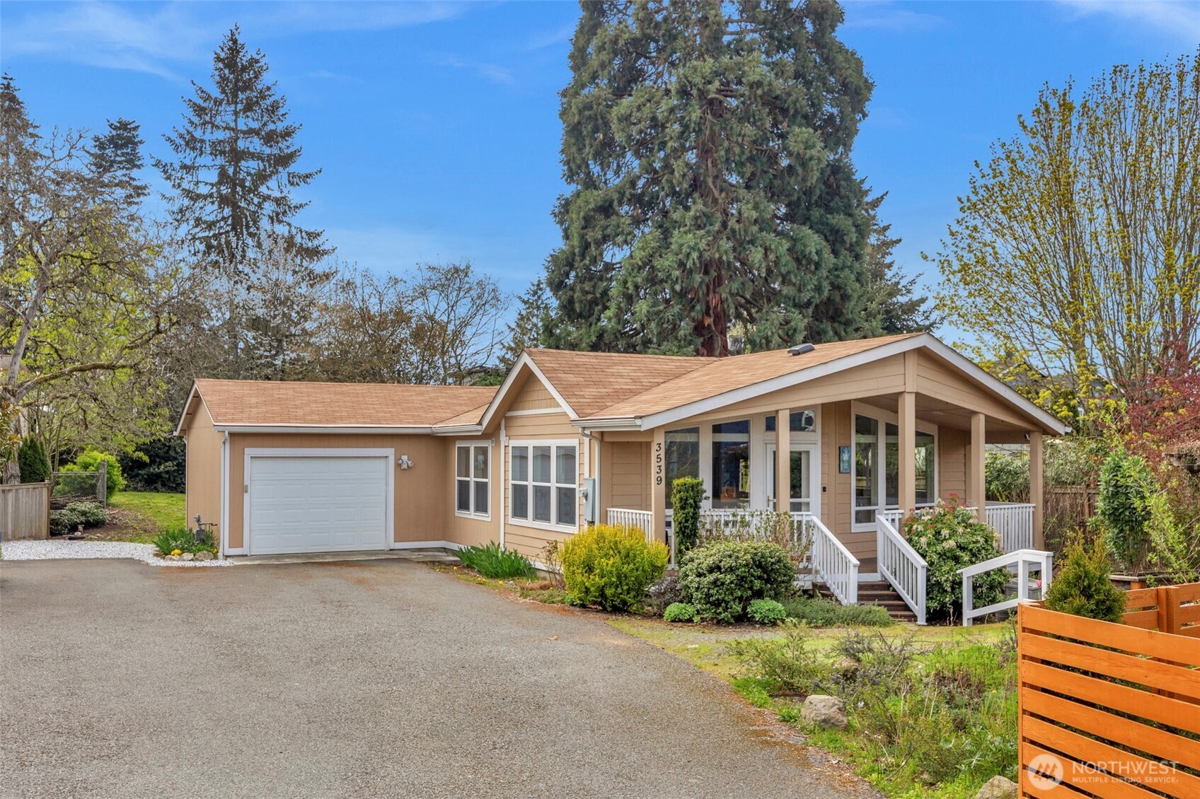 3539 SW 100th Street Seattle WA 98146
