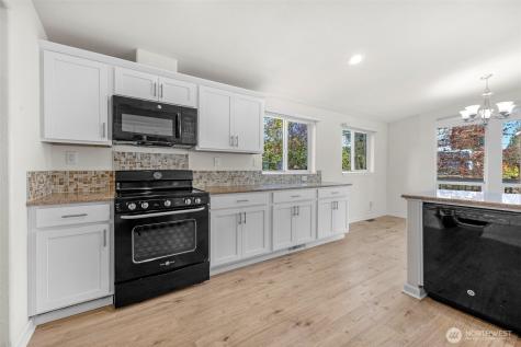 3539 SW 100th Street Seattle WA 98146