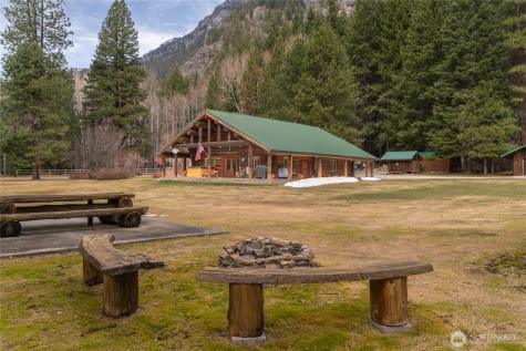 18680 Us Highway 2 Leavenworth WA 98826