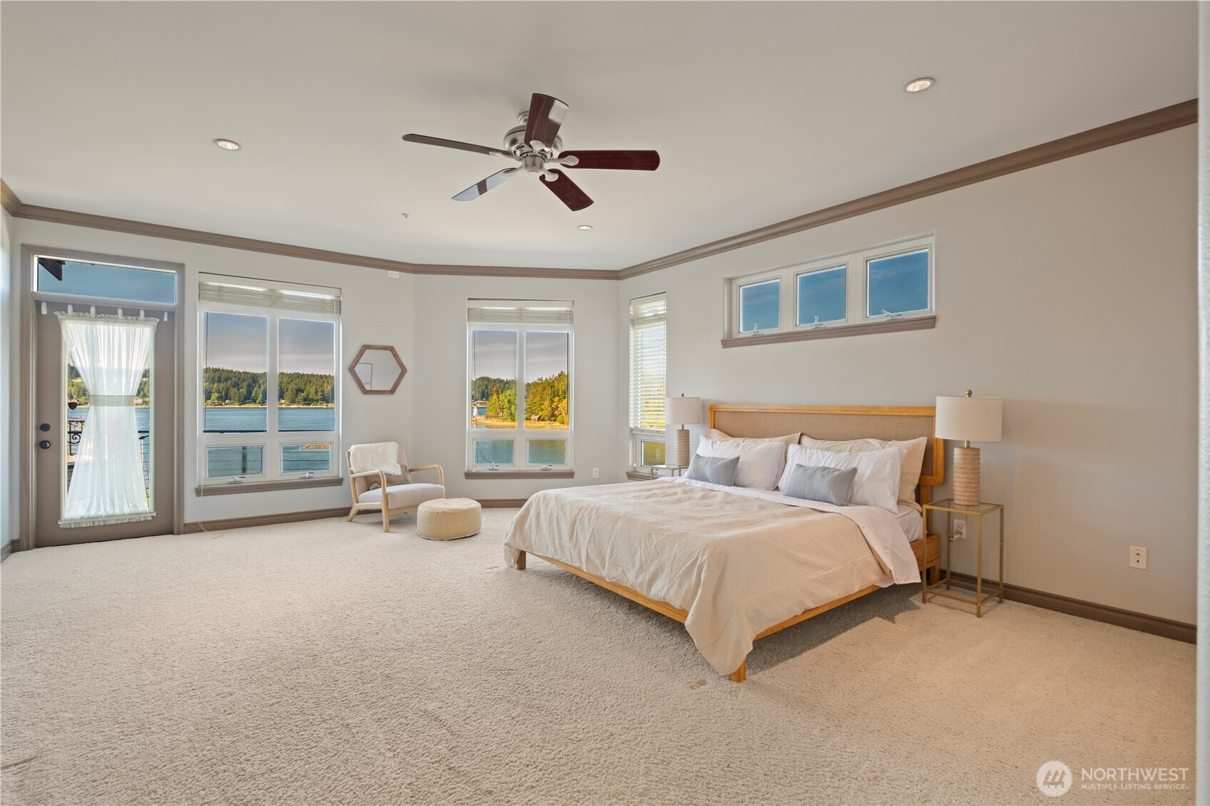 402 3rd Lane Fox Island WA 98333