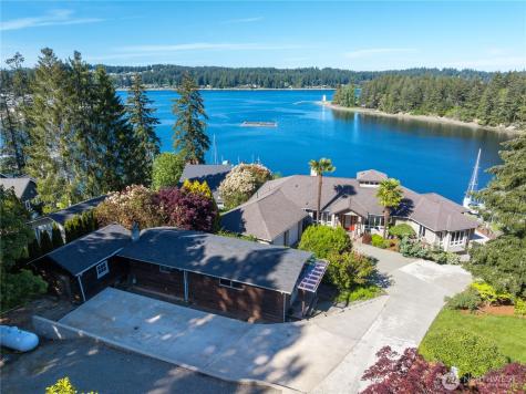 402 3RD Fox Island WA 98333