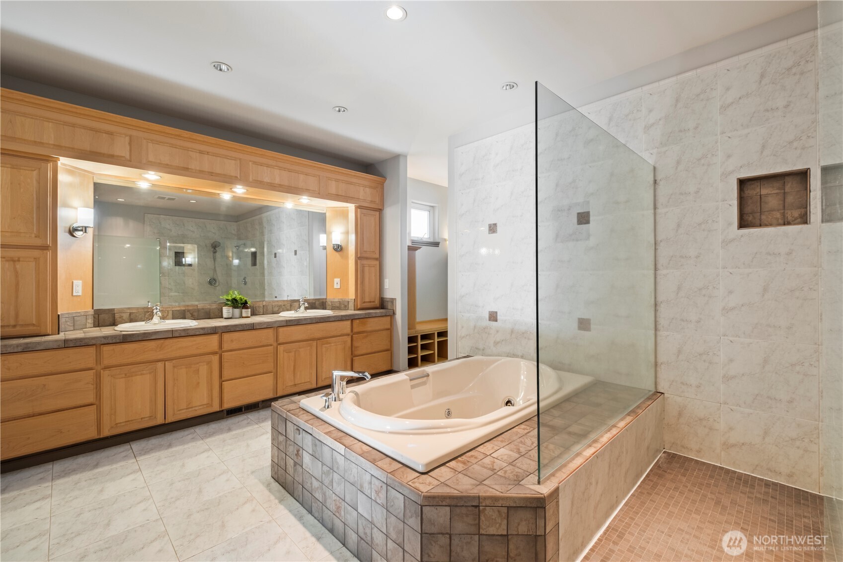 402 3rd Lane Fox Island WA 98333