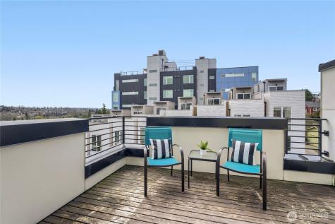 3070 SW Avalon Way Seattle WA 98126