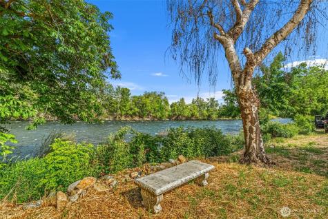 115 Riverfront Drive Cashmere WA 98815