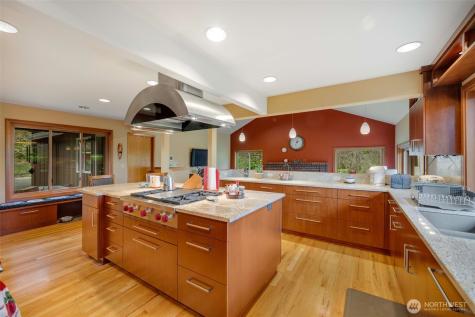 4116 205th Avenue SE Sammamish WA 98075