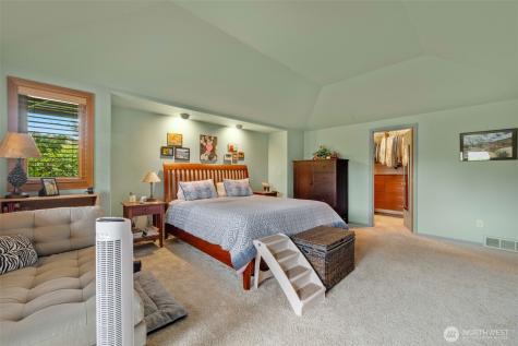 4116 205th Avenue SE Sammamish WA 98075