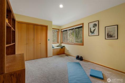 4116 205th Avenue SE Sammamish WA 98075