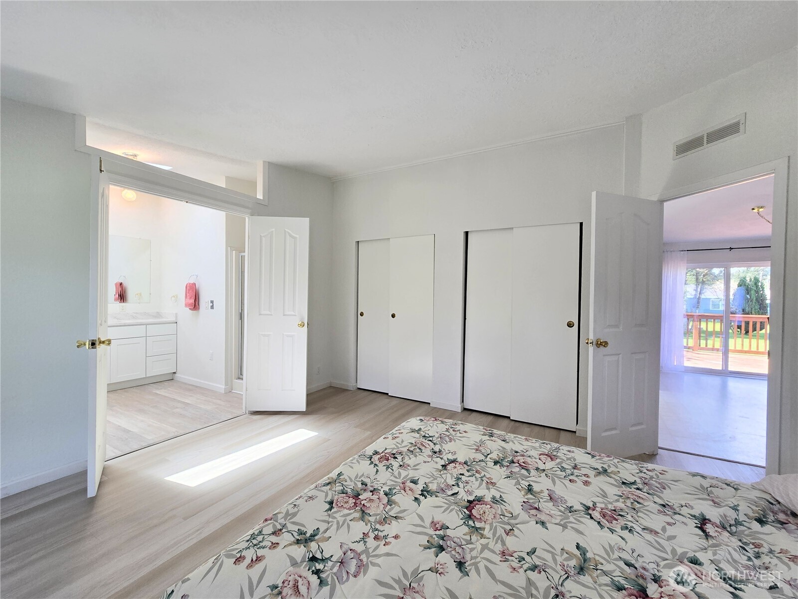 207 Old Hill Road Aberdeen WA 98520