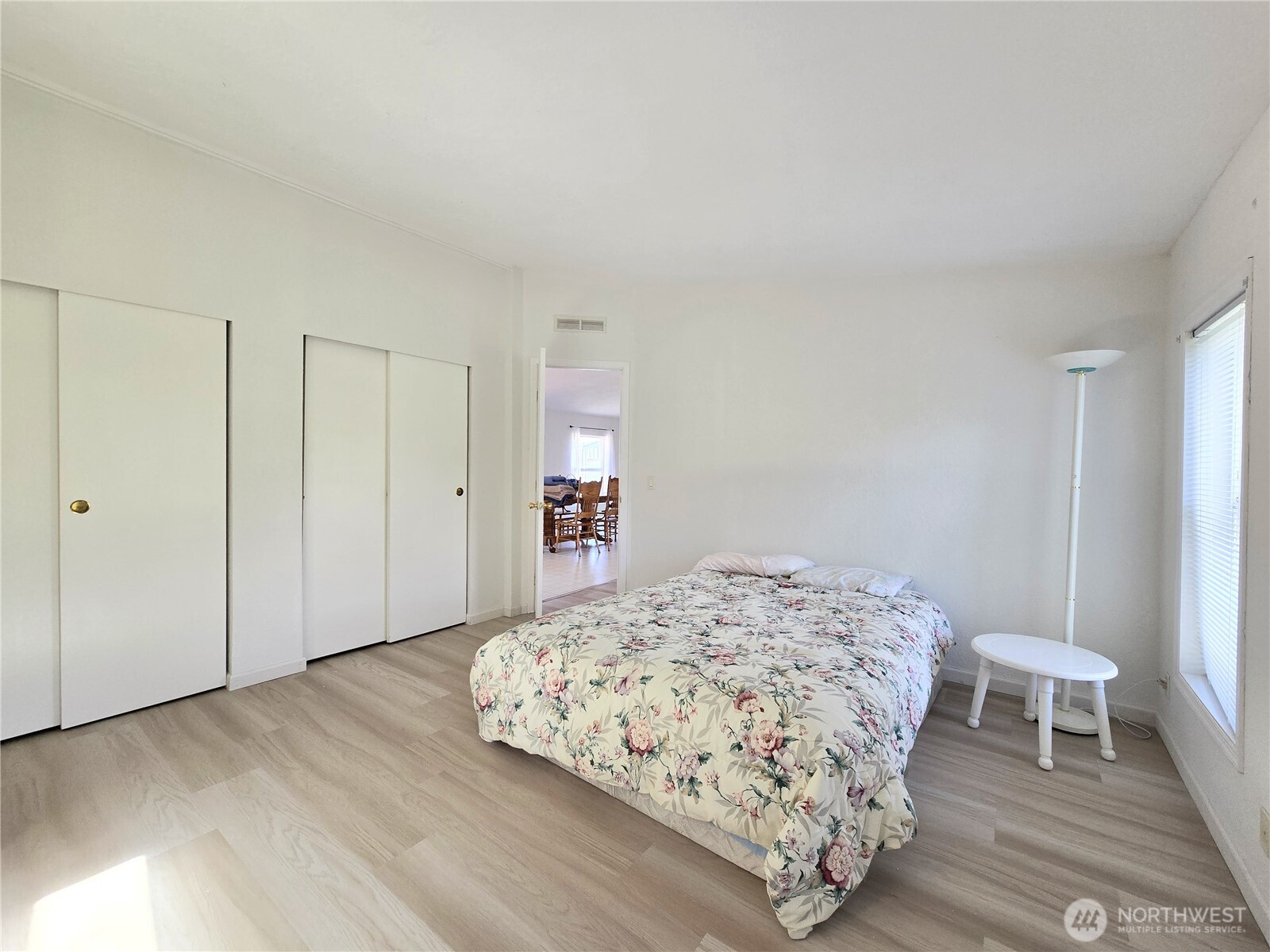 207 Old Hill Road Aberdeen WA 98520
