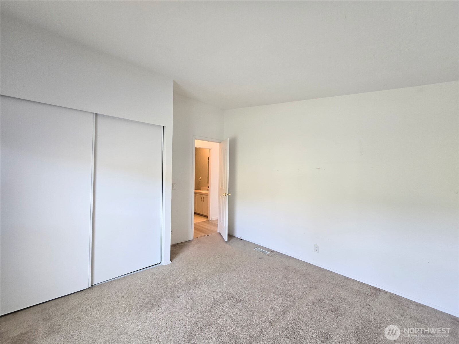 207 Old Hill Road Aberdeen WA 98520
