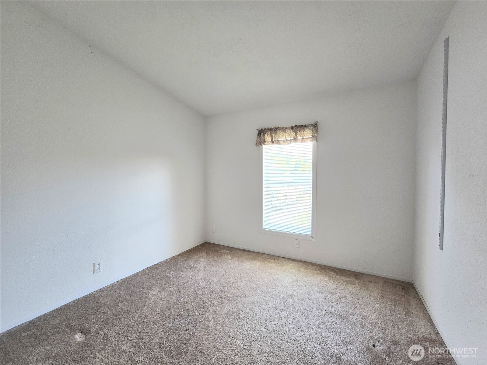 207 Old Hill Road Aberdeen WA 98520