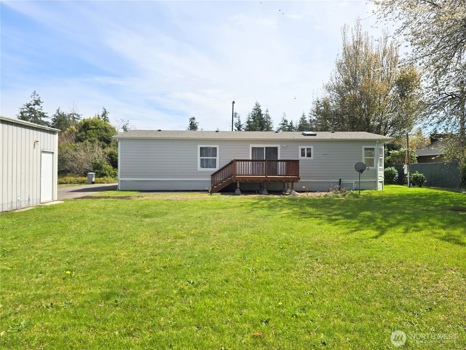 207 Old Hill Road Aberdeen WA 98520