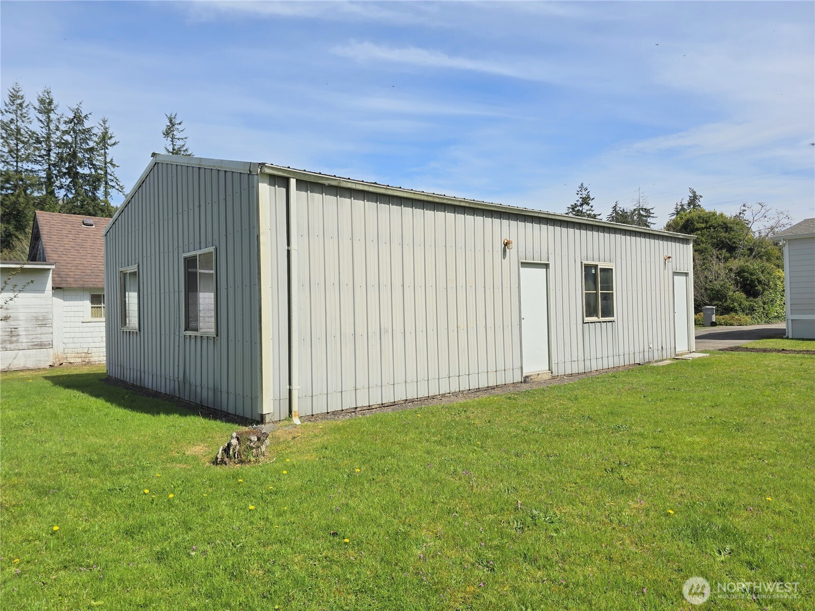 207 Old Hill Road Aberdeen WA 98520
