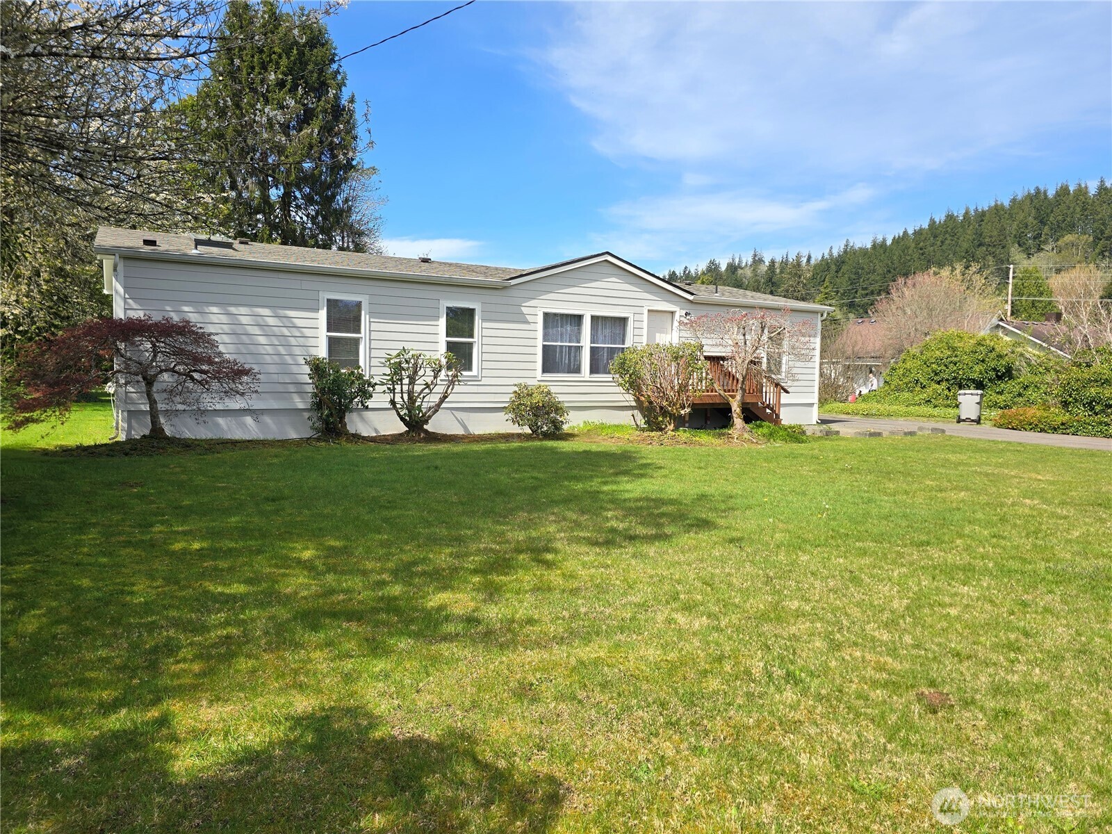 207 Old Hill Road Aberdeen WA 98520