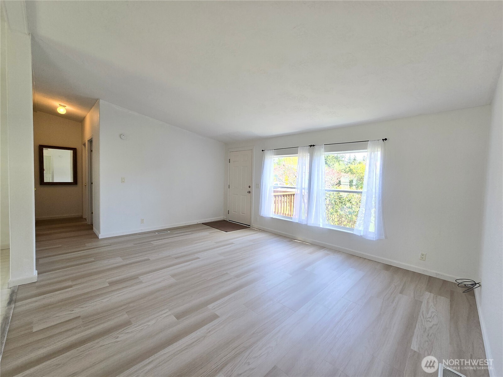 207 Old Hill Road Aberdeen WA 98520
