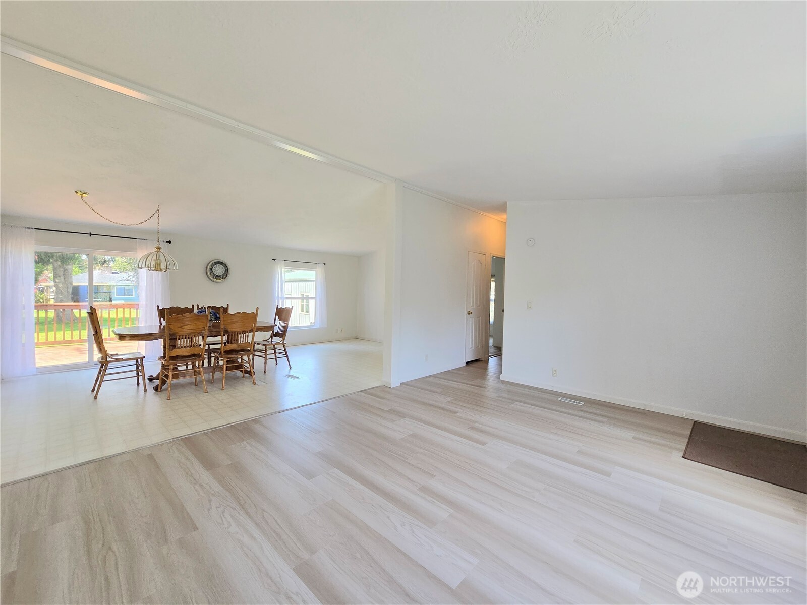 207 Old Hill Road Aberdeen WA 98520