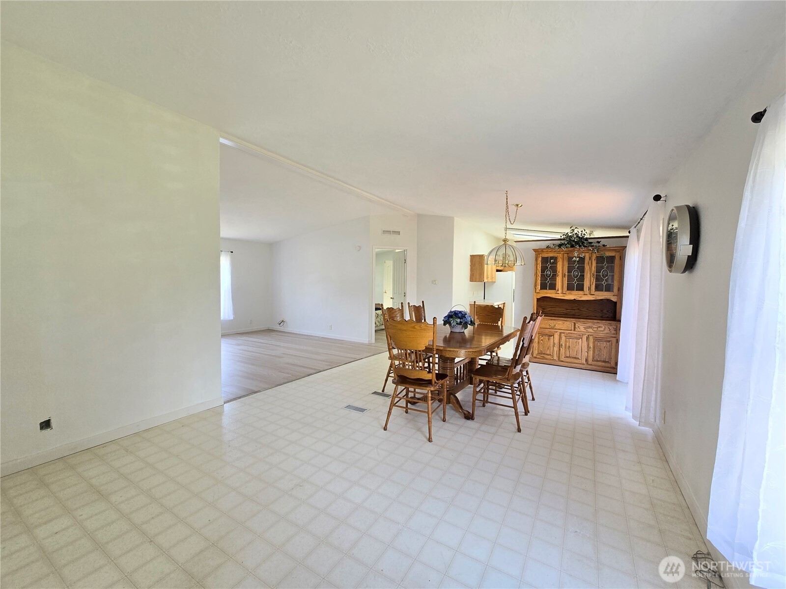 207 Old Hill Road Aberdeen WA 98520