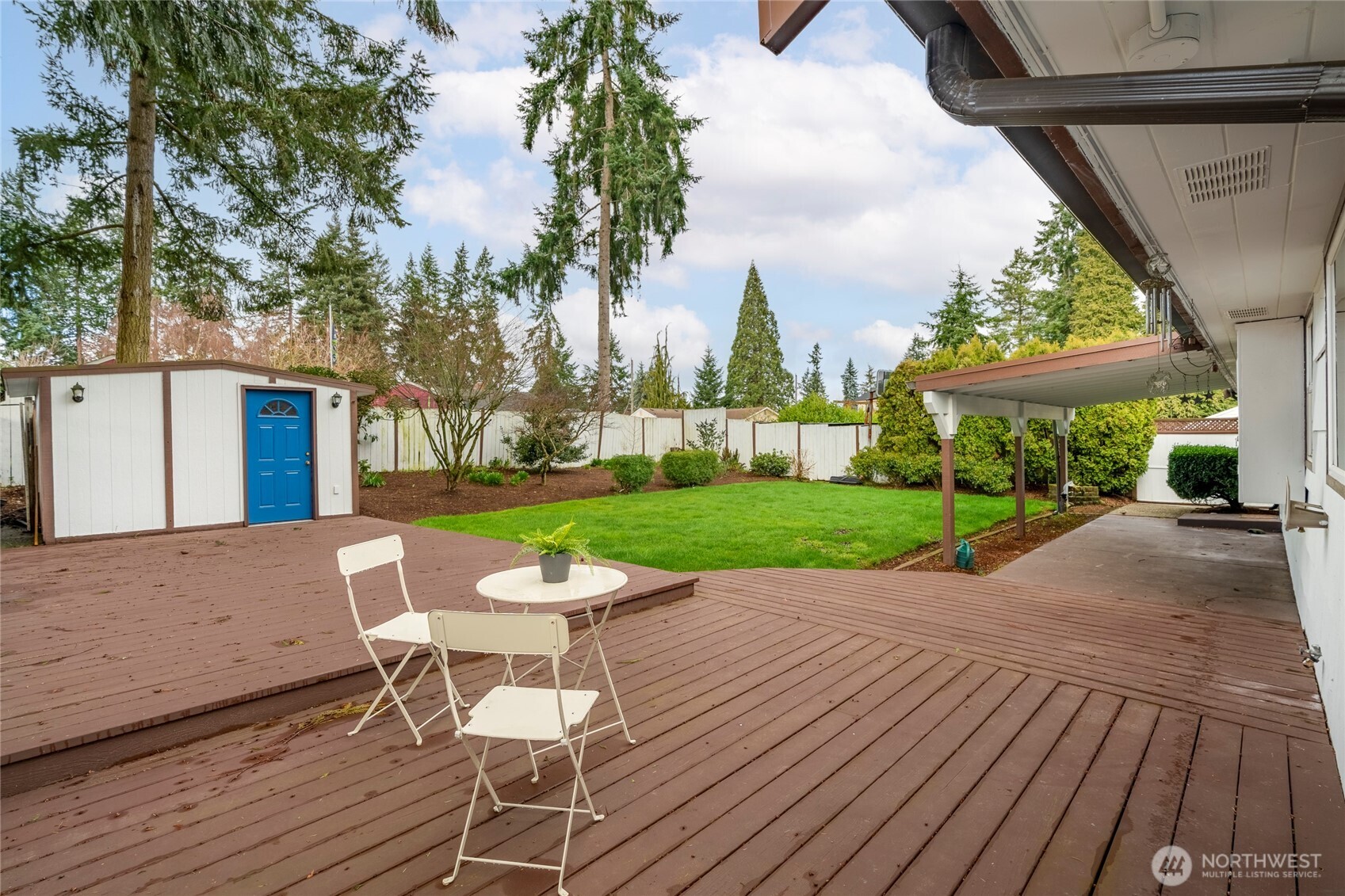 19513 Meridian Avenue N Shoreline WA 98133