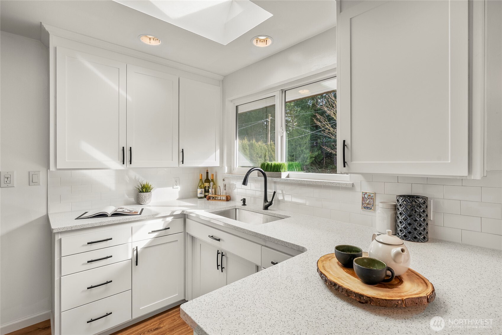 19513 Meridian Avenue N Shoreline WA 98133