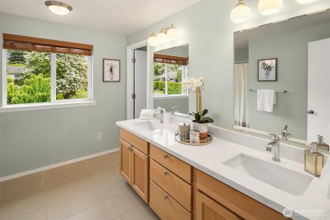 4801 25th Avenue SW Seattle WA 98106