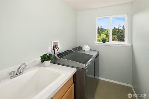 4801 25th Avenue SW Seattle WA 98106