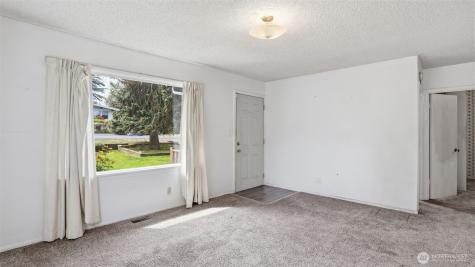 1107 E Chicago Street Kent WA 98030