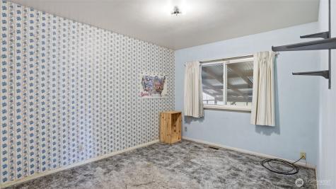 1107 E Chicago Street Kent WA 98030
