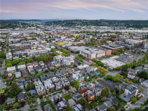1139 NW 57th Street Seattle WA 98107