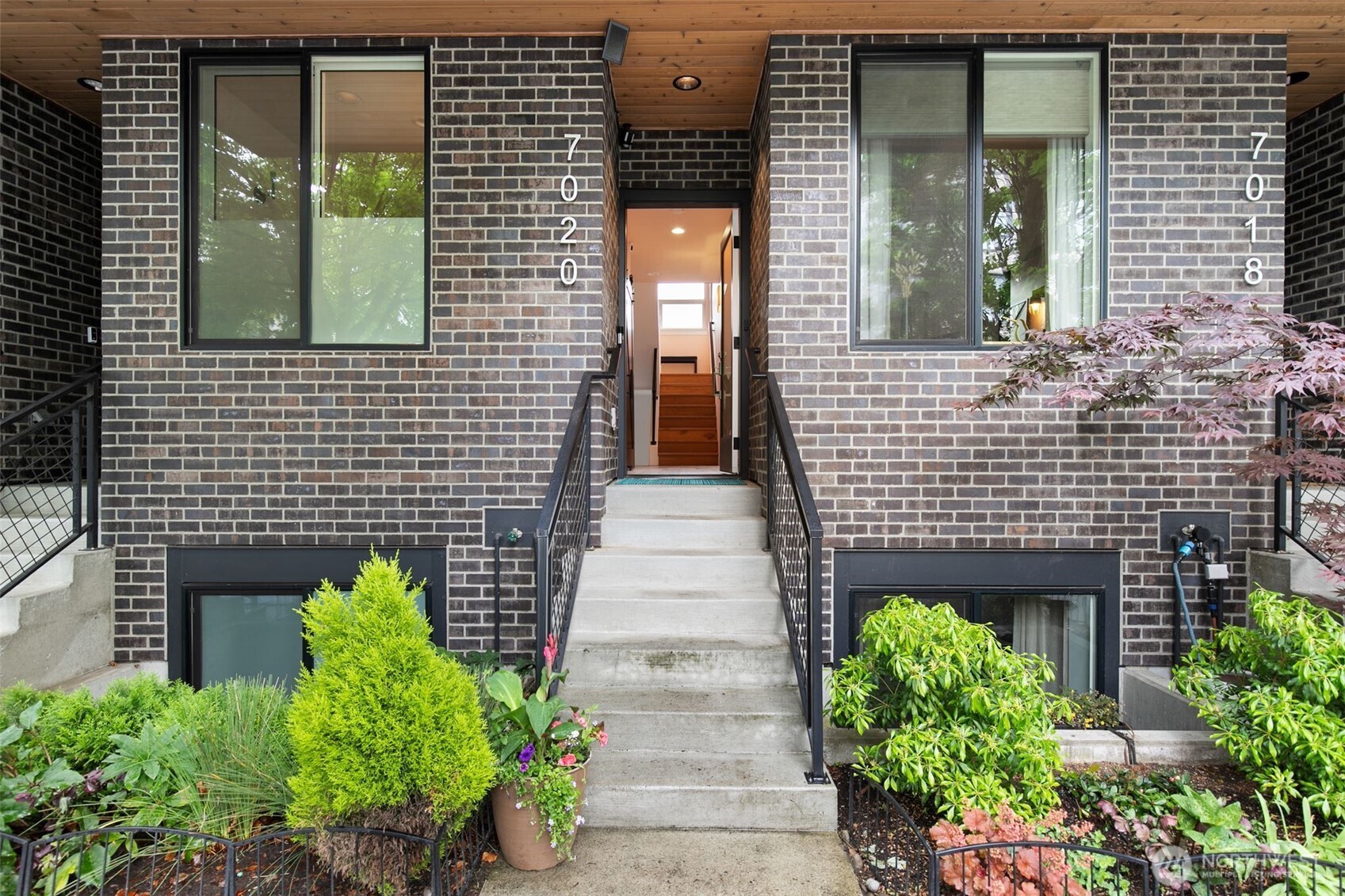 7020 Greenwood Avenue N Seattle WA 98103