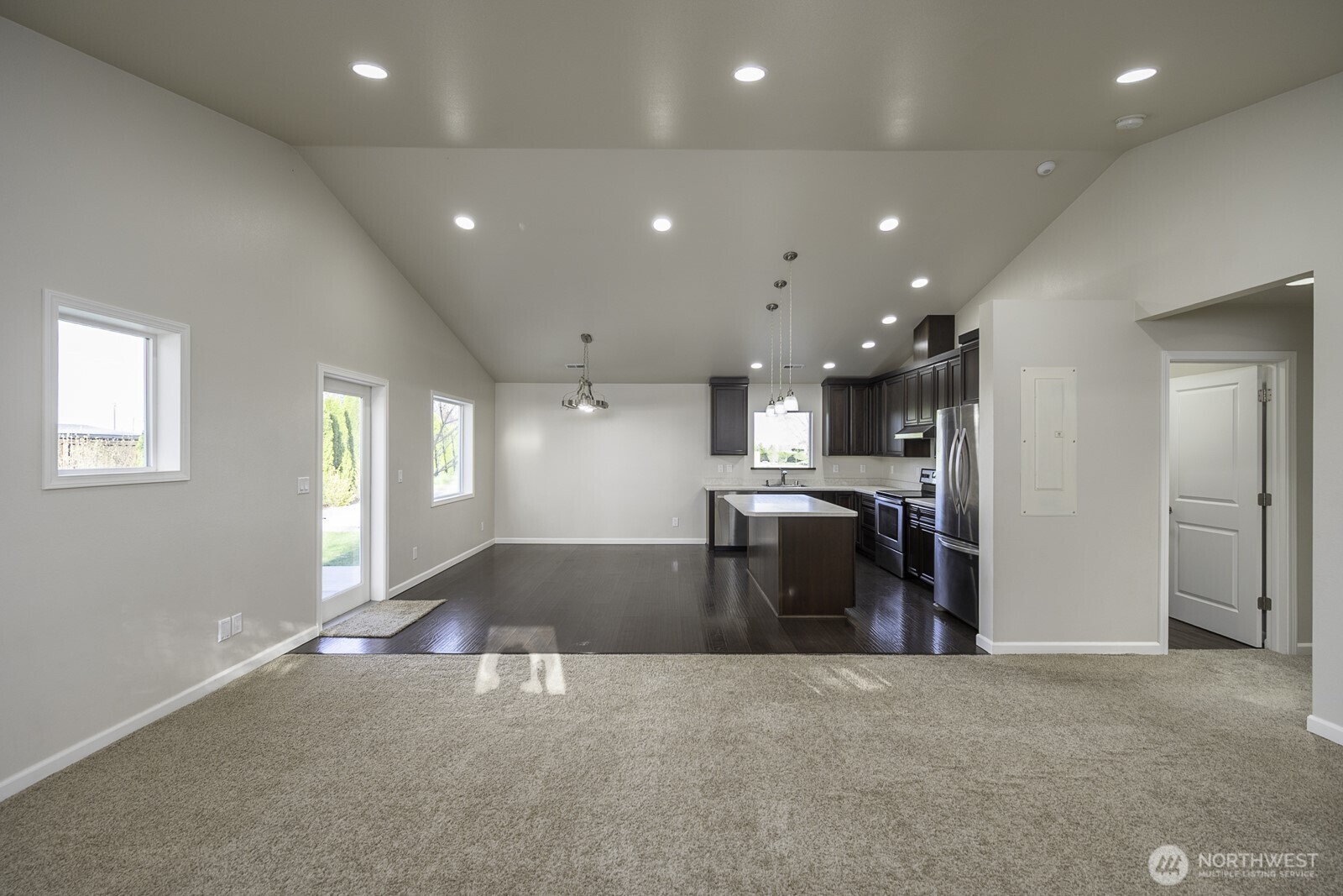 2143 NE Valley Road Moses Lake WA 98837